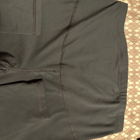 Old Navy Maternity leggings size L - Picture 3 of 5